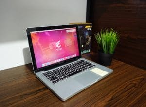 Harga dan Spesifikasi Macbook Pro MD101